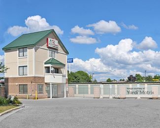 Photo 2 of Delta Self Storage - 746 Knights Inn Drive, Lansing, MI