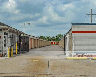 Photo 3 of Saver Self Storage - 480 Wall Blvd, Gretna, LA