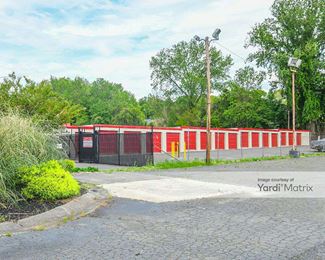 Photo 2 of 10 Federal Self Storage - 4835 Country Club Road, Winston Salem, NC