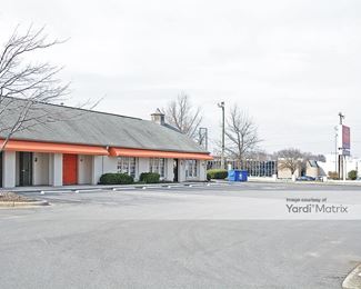 Photo 4 of Public Storage - 321 North Chimney Rock Road, Greensboro, NC