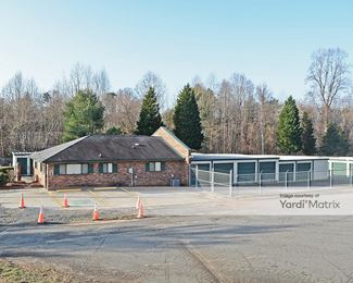 Photo 3 of American Flag Self Storage - 7607 Northpoint Court, Winston-Salem, NC