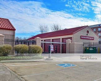 Photo 3 of StorPlace Self Storage - 310 North Thompson Lane, Murfreesboro, TN