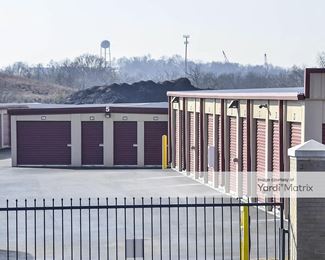 Photo 4 of StorPlace Self Storage - 3510 Central Pike, Hermitage, TN