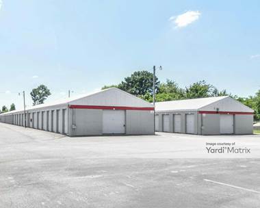 Storage Units for Rent available at 1304 5th Avenue West, Springfield, TN 37172