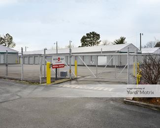 Photo 6 of Storage Rentals of America - 1304 5th Avenue West, Springfield, TN