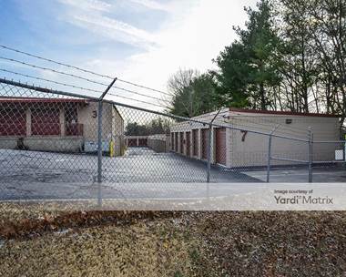 Storage Units for Rent available at 1138 Murfreesboro Road, Franklin, TN 37064