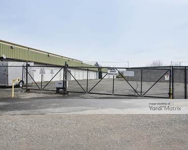 Storage Units for Rent available at 2758 17th Connector Avenue, Springfield, TN 37172