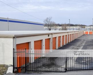 Photo 3 of Public Storage - 450 McNally Drive, Nashville, TN