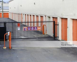 Photo 4 of Public Storage - 450 McNally Drive, Nashville, TN
