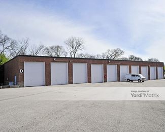 Photo 2 of iStorage - 3000 Harrah Drive, Spring Hill, TN