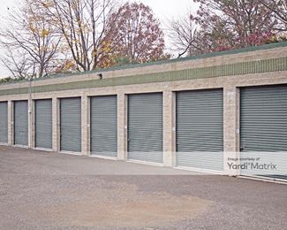 Photo 3 of Tell Ave Mini Storage - 308 Commack Road, Deer Park, NY