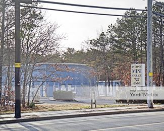 Photo 4 of Extra Space Storage - 1 Enterprise Zone Drive, Riverhead, NY