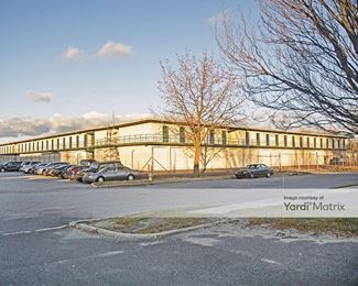 Photo 3 of Security Self-Storage - 1654 5th Avenue, Bay Shore, NY