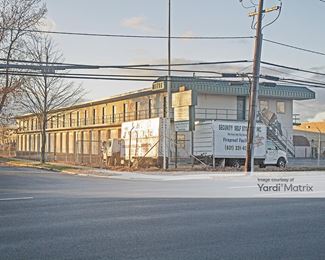 Photo 4 of Security Self-Storage - 1654 5th Avenue, Bay Shore, NY