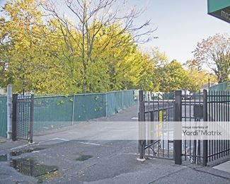Photo 3 of Extra Space Storage - 270 West Merrick Road, Valley Stream, NY