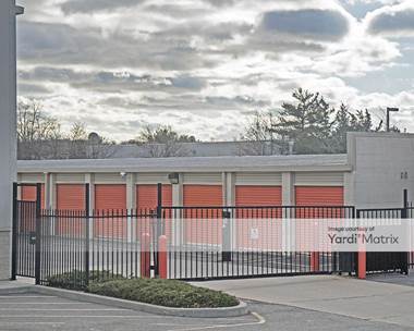 Storage Units for Rent available at 5052 Jericho Turnpike, Commack, NY 11725