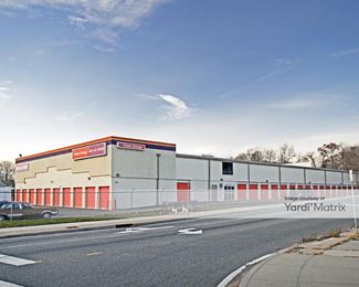 Photo 4 of Public Storage - 363 Portion Road, Lake Ronkonkoma, NY