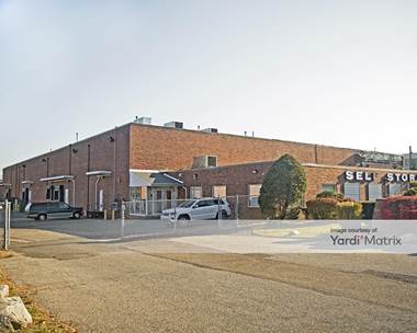Storage Units for Rent available at 475 Underhill Blvd, Syosset, NY 11791