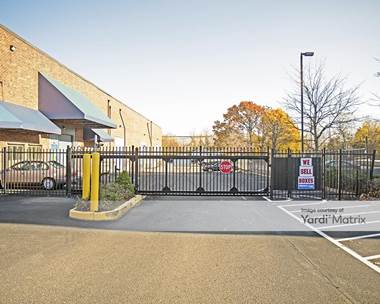 Storage Units for Rent available at 475 Underhill Blvd, Syosset, NY 11791