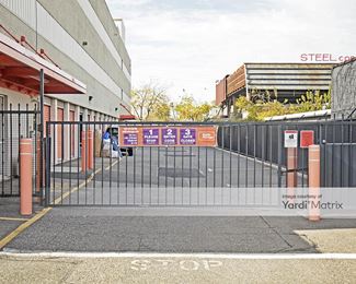 Photo 4 of Public Storage - 4116 Austin Blvd, Island Park, NY