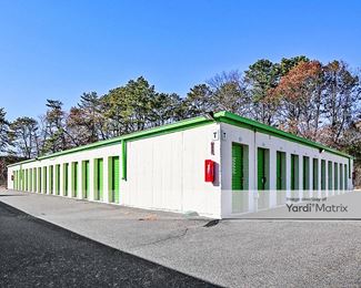 Photo 4 of Extra Space Storage - 1960 Veterans Memorial Hwy, Islandia, NY