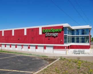 Photo 2 of Extra Space Storage - 2960 Empire Lane North, Plymouth, MN