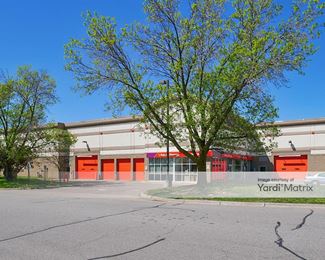 Photo 2 of Public Storage - 3205 Ranchview Lane North, Plymouth, MN