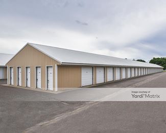 Photo 4 of Hallberg Storage - 5150 Fallbrook Court, Wyoming, MN