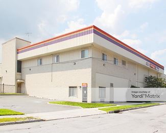 Photo 1 of Public Storage - 925 Spring Road, Pelham, NY