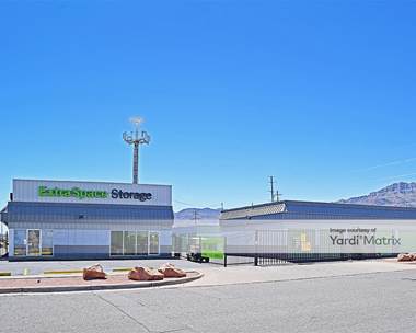 Storage Units for Rent available at 9191 Dyer Street, El Paso, TX 79924