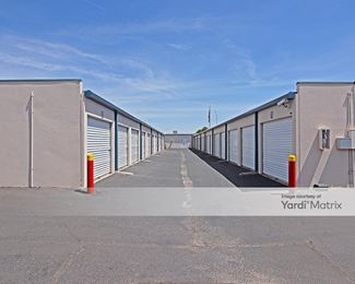 Photo 5 of National Self Storage - 10560 North Loop Drive, El Paso, TX