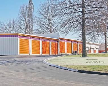 Storage Units for Rent available at 2956 North Lindbergh Blvd, Saint Ann, MO 63074