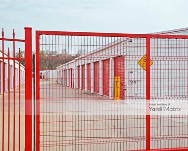 Storage Units for Rent available at 16824 Chesterfield Airport Road, Chesterfield, MO 63005