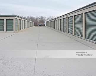 Photo 4 of Dupo Storage - 2008 North Main Street, Dupo, IL