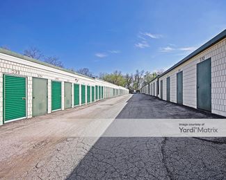Photo 5 of Extra Space Storage - 1036 Pershall Road, St. Louis, MO