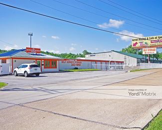 Photo 1 of A Storage Inn - 1166 Gravois Road, Fenton, MO