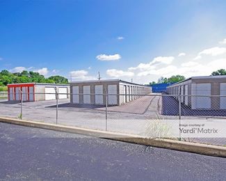 Photo 4 of A Storage Inn - 1166 Gravois Road, Fenton, MO