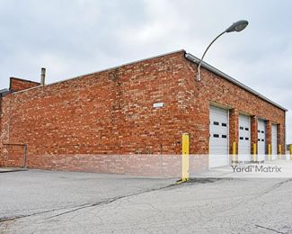 Photo 3 of StorCo Self Storage - 1401 Vaughn Road, Wood River, IL