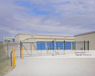 Photo 6 of StorageMart - 10921 Sapp Brothers Drive, Omaha, NE
