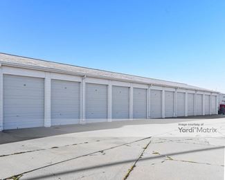 Photo 2 of Monarch Storage - 707 West 6th Street, Papillion, NE
