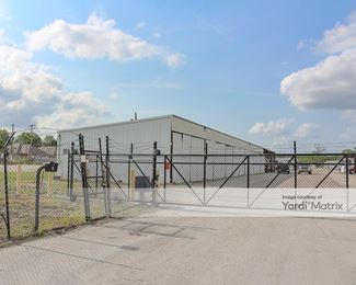 Photo 5 of Square Space Storage - 14015 Florida Blvd, Baton Rouge, LA