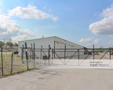 Storage Units for Rent available at 14015 Florida Blvd, Baton Rouge, LA 70819