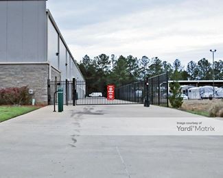Photo 3 of Storage Center, The - 4235 Highway 80, Pearl, MS