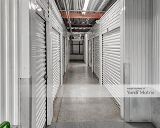 Photo 2 of Devon Self Storage - 5491 Plaza Drive, Flowood, MS