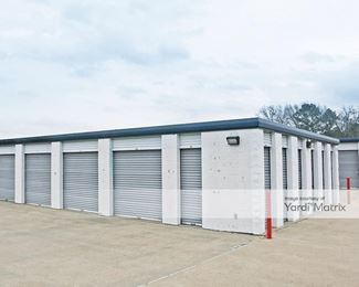 Photo 4 of StorageMax - 4600 Lakeland Drive, Flowood, MS