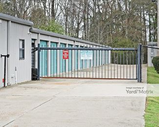 Photo 2 of Watkins Drive Storage Center - 5451 Watkins Drive, Jackson, MS