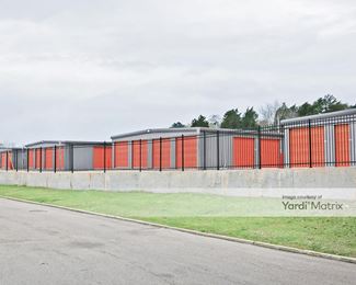 Photo 3 of StorageMax - 478 Springridge Road, Clinton, MS