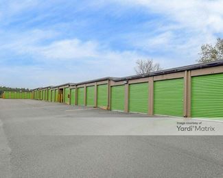 Photo 5 of Extra Space Storage - 8781 Airport Blvd, Mobile, AL