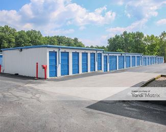 Photo 4 of Storage Rentals of America - 2939 Chenoweth Road, Akron, OH