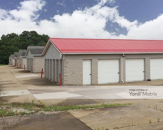 Photo 4 of Storage Rentals of America - 4133 State Road, Cuyahoga Falls, OH